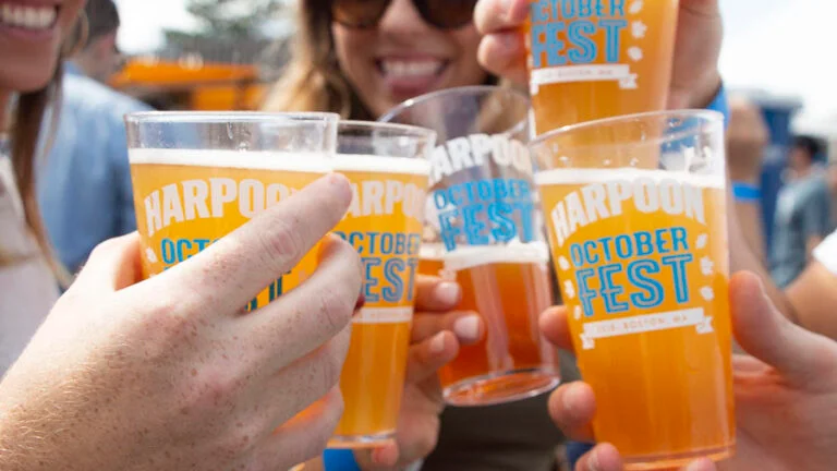 FALL IS ON THE RISE @ HARPOON