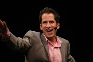 Brava! Seth Rudetsky comes to sing and dish at the Huntington