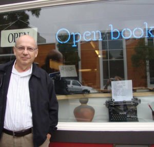 Not Sitting on his Laureates:  Poet Zvi Sesling promotes poetry like a pro